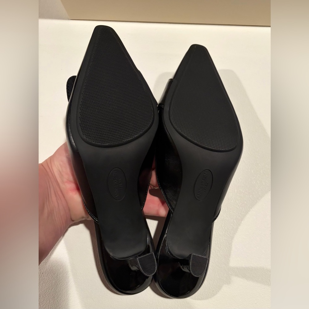NEW Anne Klein Black Cassia Mule Heels Buckle Pointed Toe Slip On Size 8M - Picture 4 of 6
